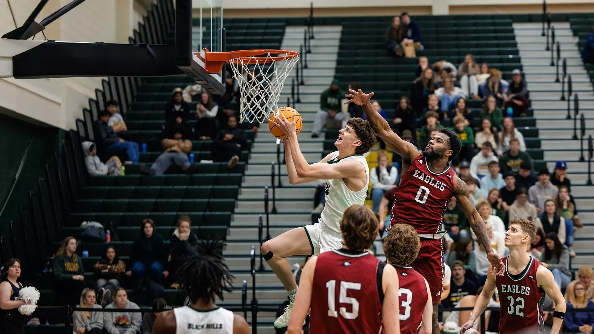 No. 21 Yellow Jackets Down Eagles in Home Opener
