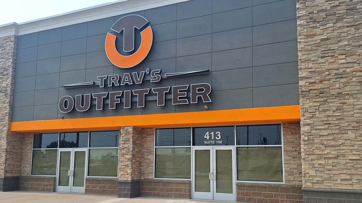Trav’s Outfitters Opens Monday