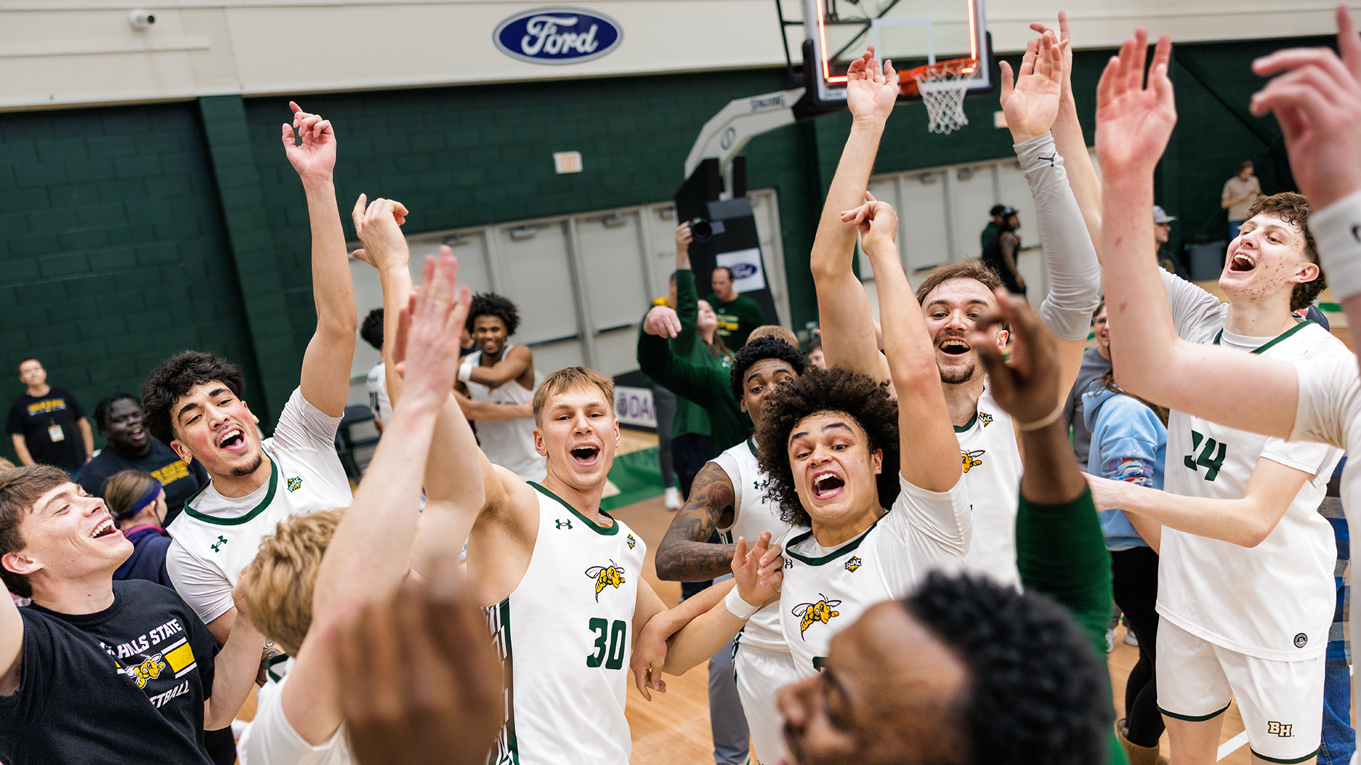 No. 14 Yellow Jackets Win RMAC Outright with Comeback Victory Over Colorado Mesa