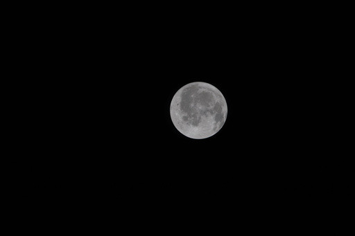 It’s time for Artemis II to break Apollo 13’s distance record. What to know about the moon flyby