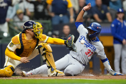 Dodgers’ Teoscar Hernández says ‘nobody to blame but myself’ for his role in weird NLCS double play