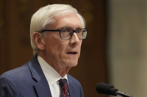Wisconsin budget deal cuts taxes and boosts university funding