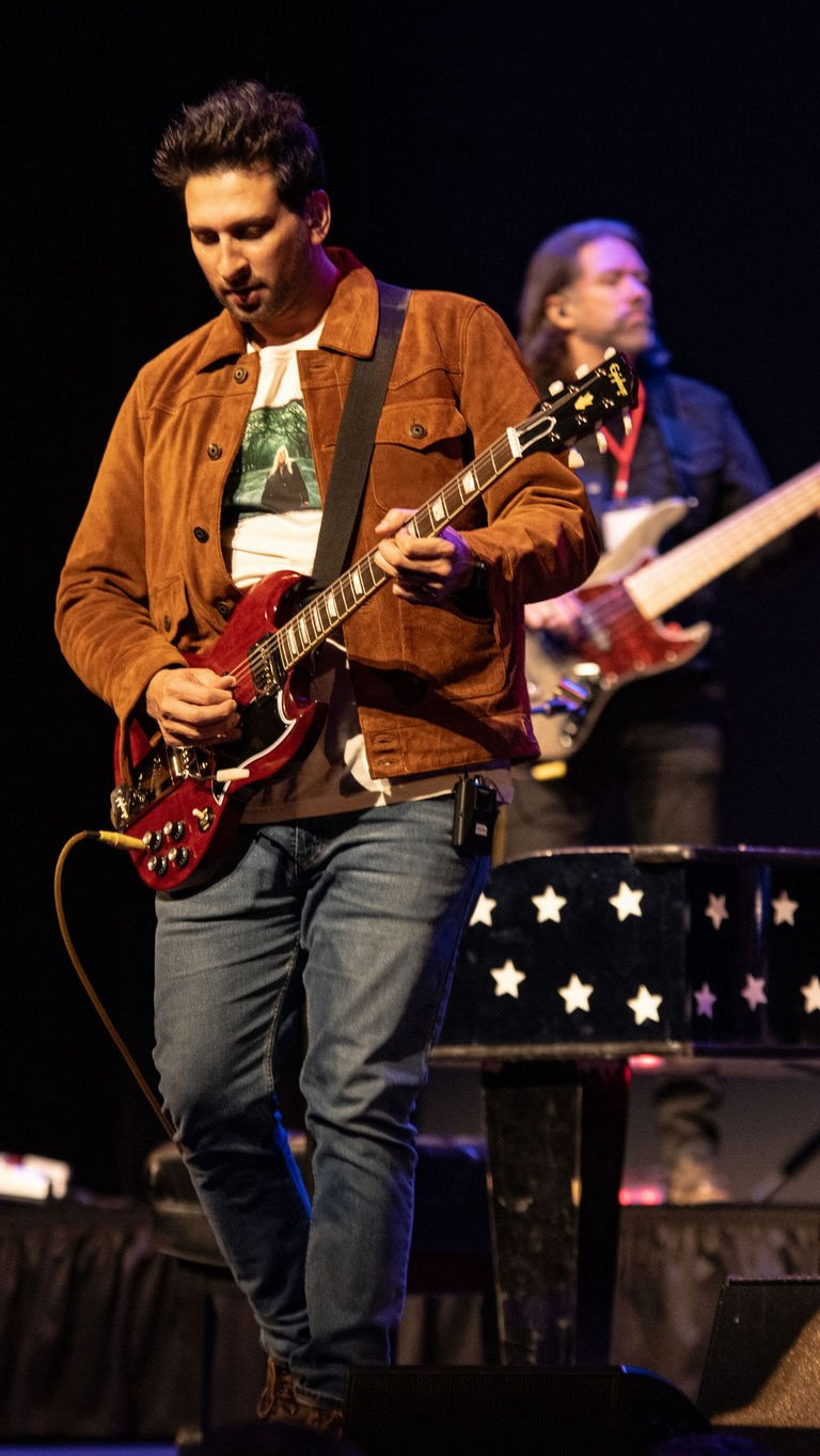 Nashville’s Mark Mackay Opens Rally Week With a Free Show in Hill City