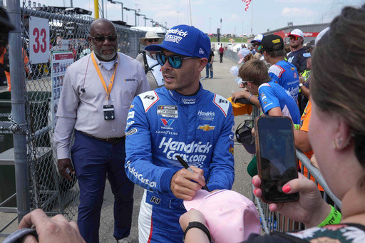 NASCAR’s playoffs begin with no clear favorite, Larson as top seed, Reddick happy just to make field