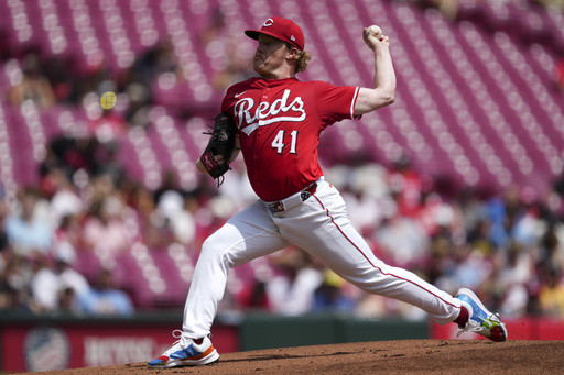 Reds end Brewers’ franchise-record, 14-game winning streak on Hays’ bases-loaded hit in the 10th