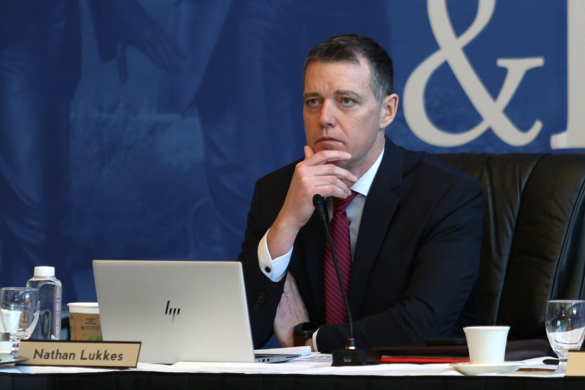 Board of Regents approves guns-on-campus policy to comply with new state law
