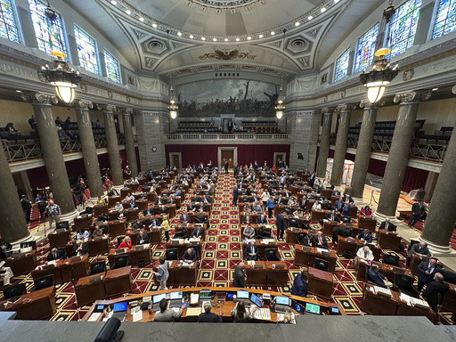 Missouri approves stadium aid for Kansas City Chiefs and Royals and disaster relief for St. Louis
