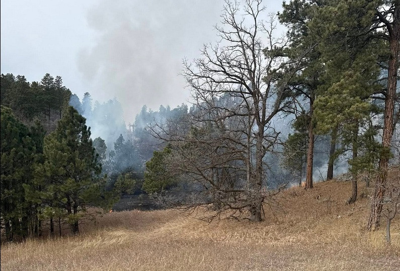 Fire crews battling small wildfire south of Rockerville