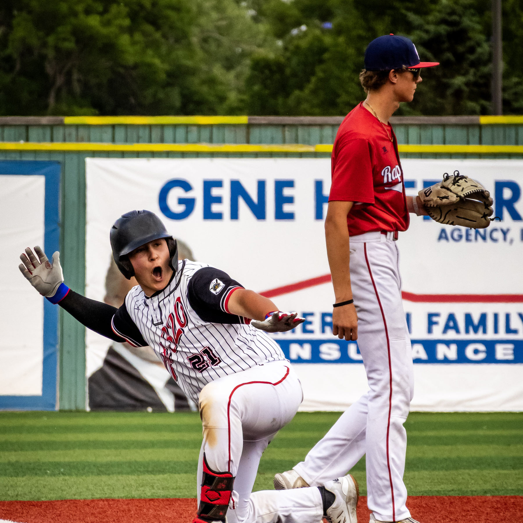 Woidt’s Triple Highlights Shooters’ 9-2 Win Over Bullets