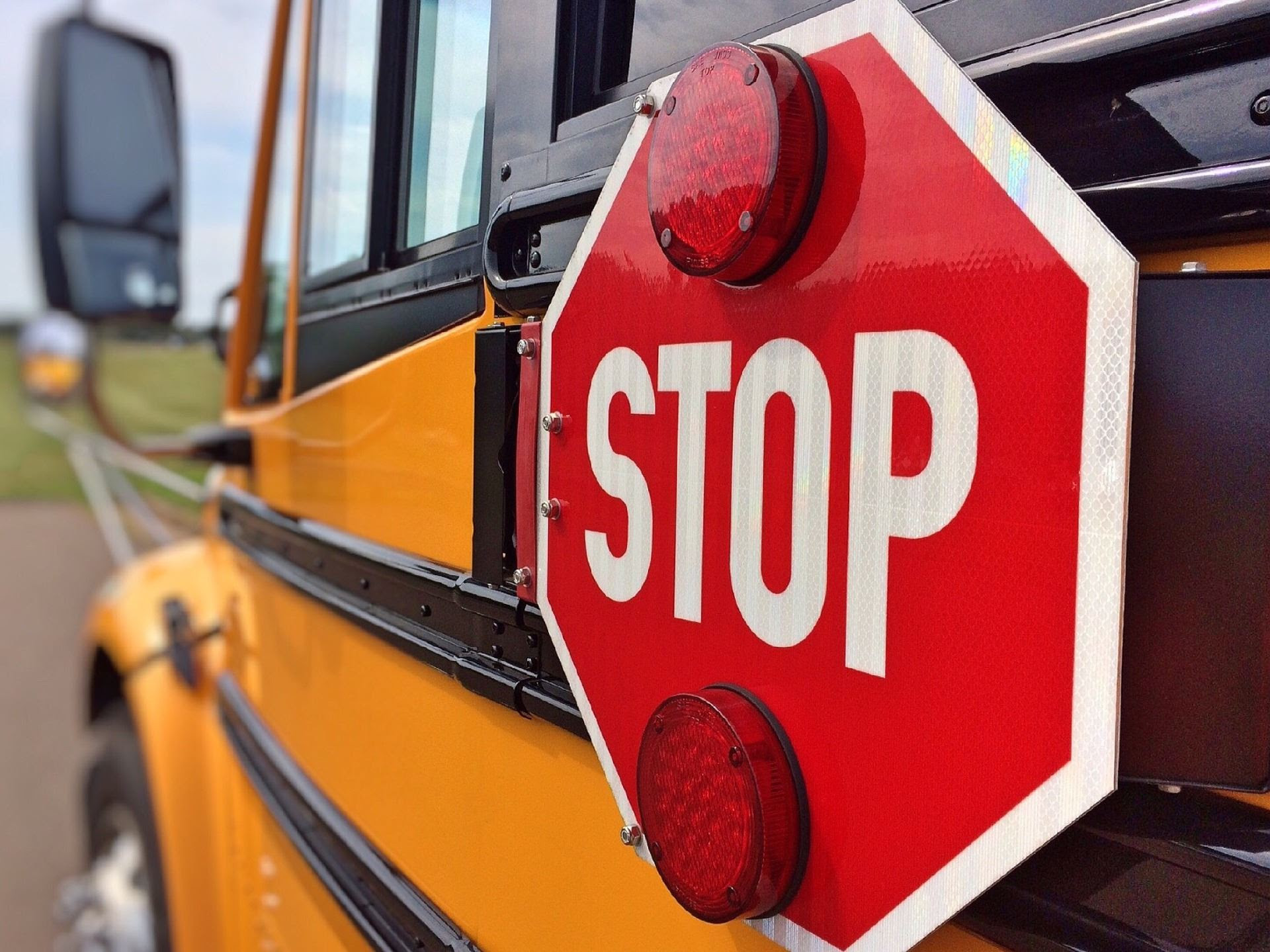 SD Highway Patrol announces school bus safety outreach week