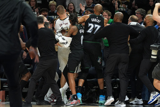 Dosunmu scores 43 points as Timberwolves overcome injuries to beat Nuggets 112-96 for 3-1 lead