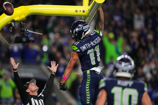 Smith-Njigba, defense show out again for Seahawks in 27-19 win against Texans