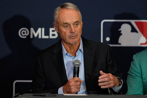 MLB owners propose banning high school signings, adding an international draft