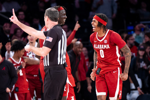 Labaron Philon scores 25 as No. 15 Alabama upends fifth-ranked St. John’s 103-96 at MSG
