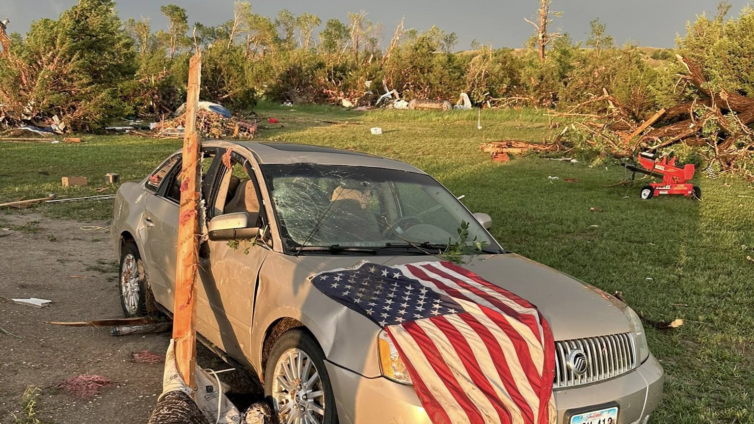 Tornado Strikes Near Kadoka, SD: Homes Destroyed, No Serious Injuries Reported