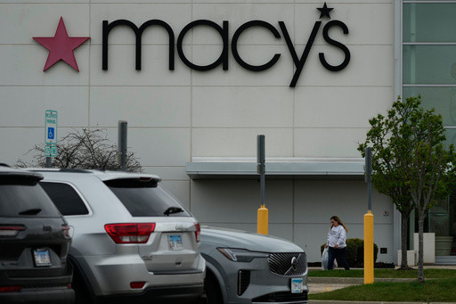 Macy’s raises annual outlook after the fourth straight quarter of sales gains