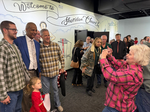 Former Mets star Darryl Strawberry thanks Trump for pardon during sermon at Tulsa church