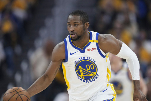 Jonathan Kuminga gets going on the court with Warriors after three-month contract stalemate