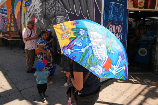 Blistering summerlike temps are coming to Los Angeles