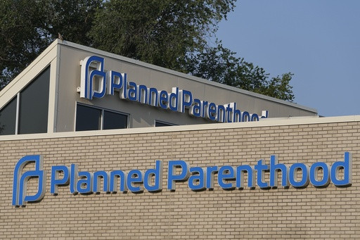 More than 20 Democratic-led states sue Trump administration over Planned Parenthood funding cuts
