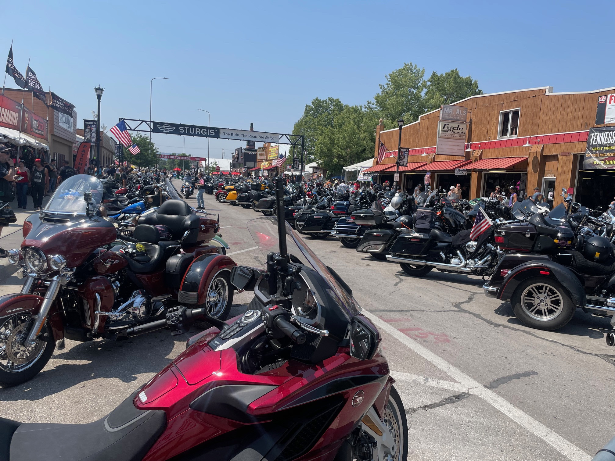 Rally traffic entering Sturgis down for a third day