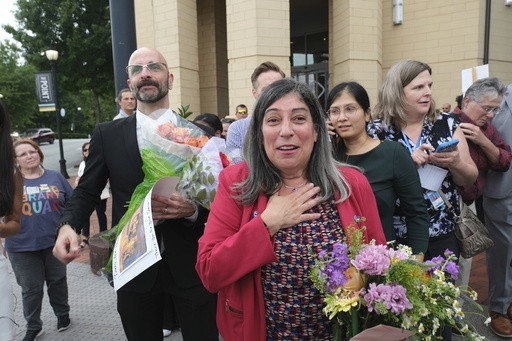 Photos show workers rally for senior CDC officials forced off Atlanta headquarters