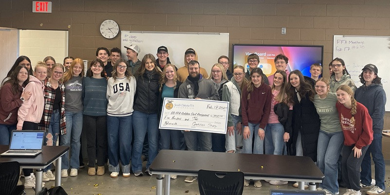 South Dakota agriculture teachers named finalists in Golden Owl Award