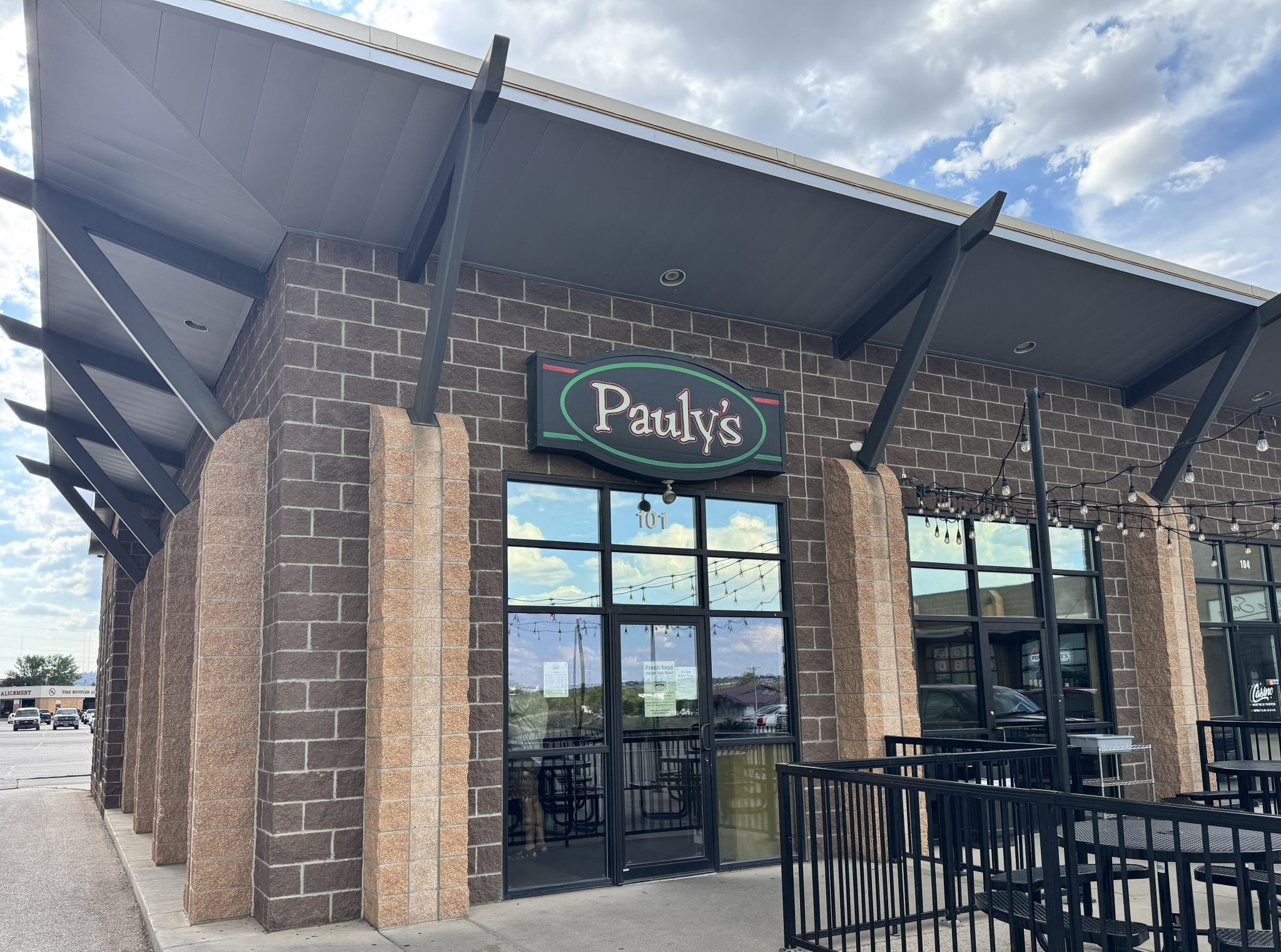 Taste the Room: Pauly’s Pizzeria & Sub Co.