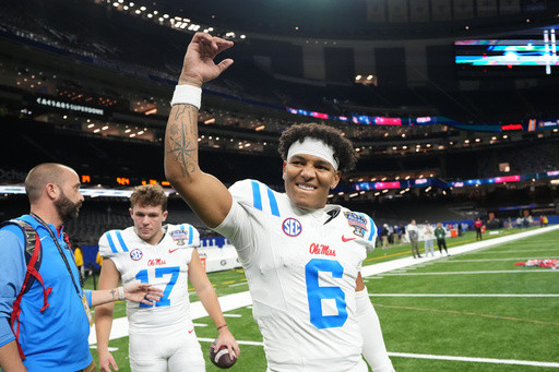 Miami’s Beck, Ole Miss’ Chambliss take different paths to College Football Playoff
