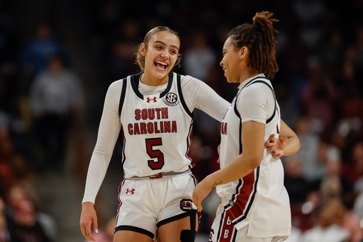 Edwards leads way with 25 as No. 3 South Carolina wins 24th straight game over Alabama 83-57
