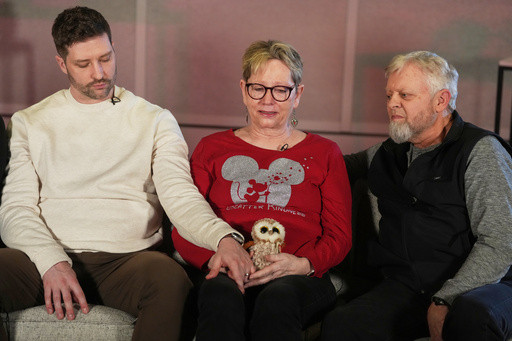 Renee Good’s parents remember her love and laughter in interview with AP