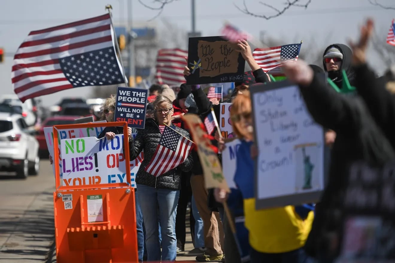 Poll: Majority of South Dakotans unsatisfied with current state of democracy