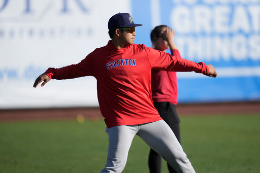 A’s Japanese three-way prospect Shotaro Morii finds his footing in the minor leagues
