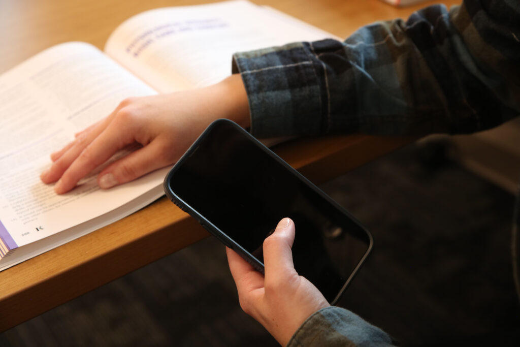 One-third of SD school districts remove or lock away student phones