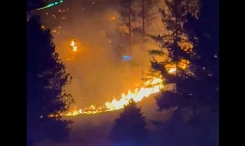 Fire crews quickly jump on fire in Boulder Canyon Sunday night