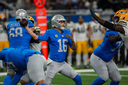Lions and Cowboys need a win in Thursday night matchup to improve position in NFL playoff picture