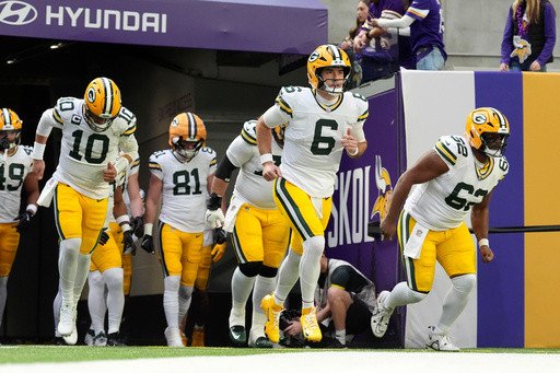 NFL playoff odds: Multiple road teams favored in unusual wild-card round