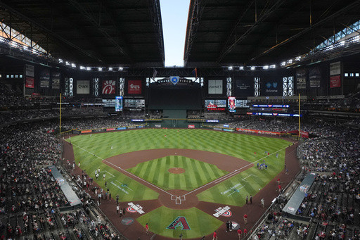 Arizona governor approves up to $500M in taxpayer funds to upgrade home of Diamondbacks
