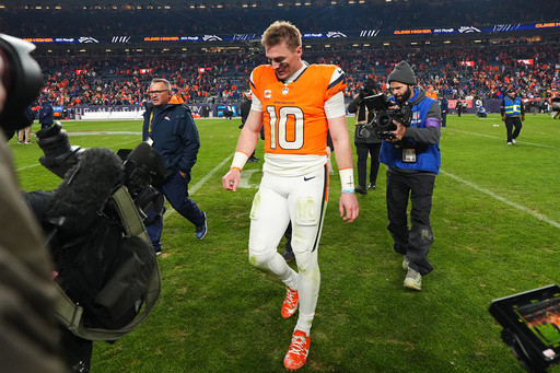 Sean Payton says Broncos QB Bo Nix has an ankle condition that made break inevitable