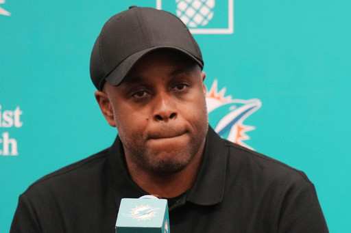 Miami Dolphins and General Manager Chris Grier agree to part ways