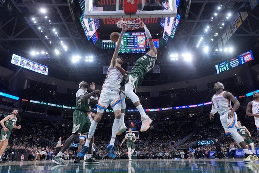 Antetokounmpo says lack of chemistry has contributed to Bucks’ recent blowout losses
