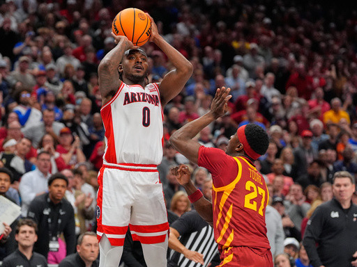 No. 2 Arizona’s Jaden Bradley stuns No. 7 Iowa State with a buzzer-beater to reach Big 12 final