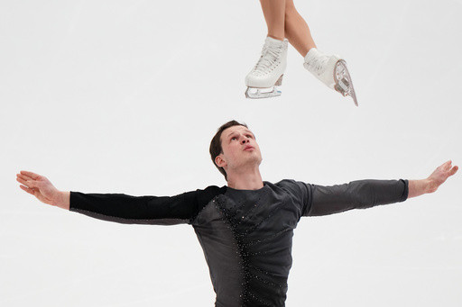 Efimova and Mitrofanov dazzle in short program but face citizenship hurdle for Olympics