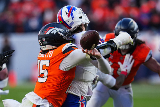 After applying the pressure all season, Broncos defense now producing turnovers in playoffs