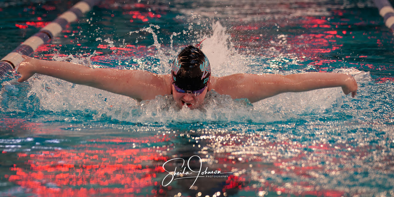Rushmore Swim Team dominates home waters at 2025 Christmas Classic