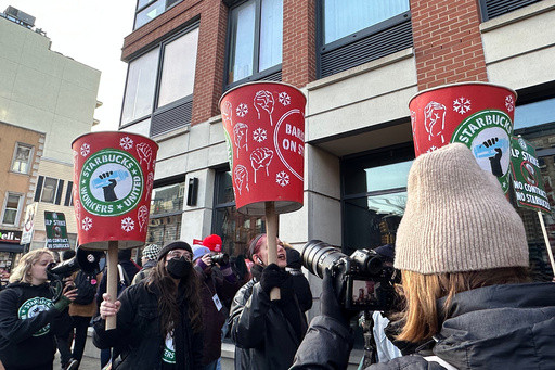 Starbucks to pay $35M to NYC workers in settlement as ongoing strike draws pols to picket line