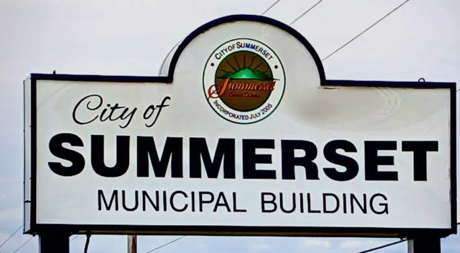 Summerset discussing proposed mining regulation