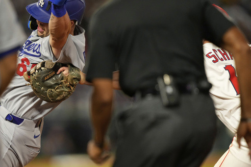 Angels turn triple play when Shohei Ohtani lines out to Zach Neto and 2 Dodgers are caught off base