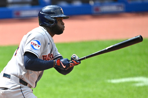 Astros’ Yordan Alvarez leads MLB with 11 homers and one teammate is comparing him to Barry Bonds