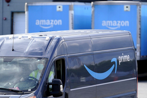 Amazon expands its perishable delivery service, putting pressure on traditional grocers